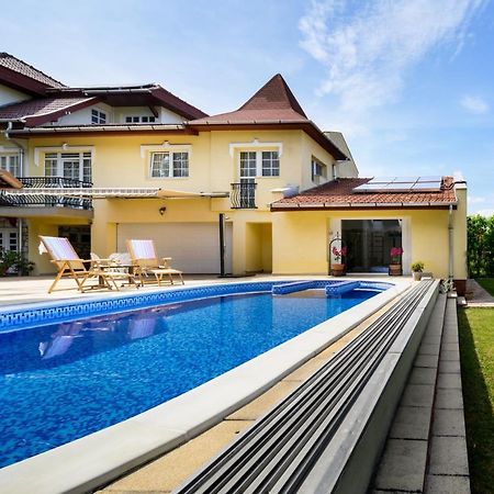 Rege - Wellness Resort House Eger Esterno foto