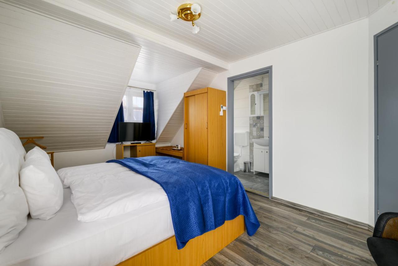 Rege - Wellness Resort House Eger Esterno foto