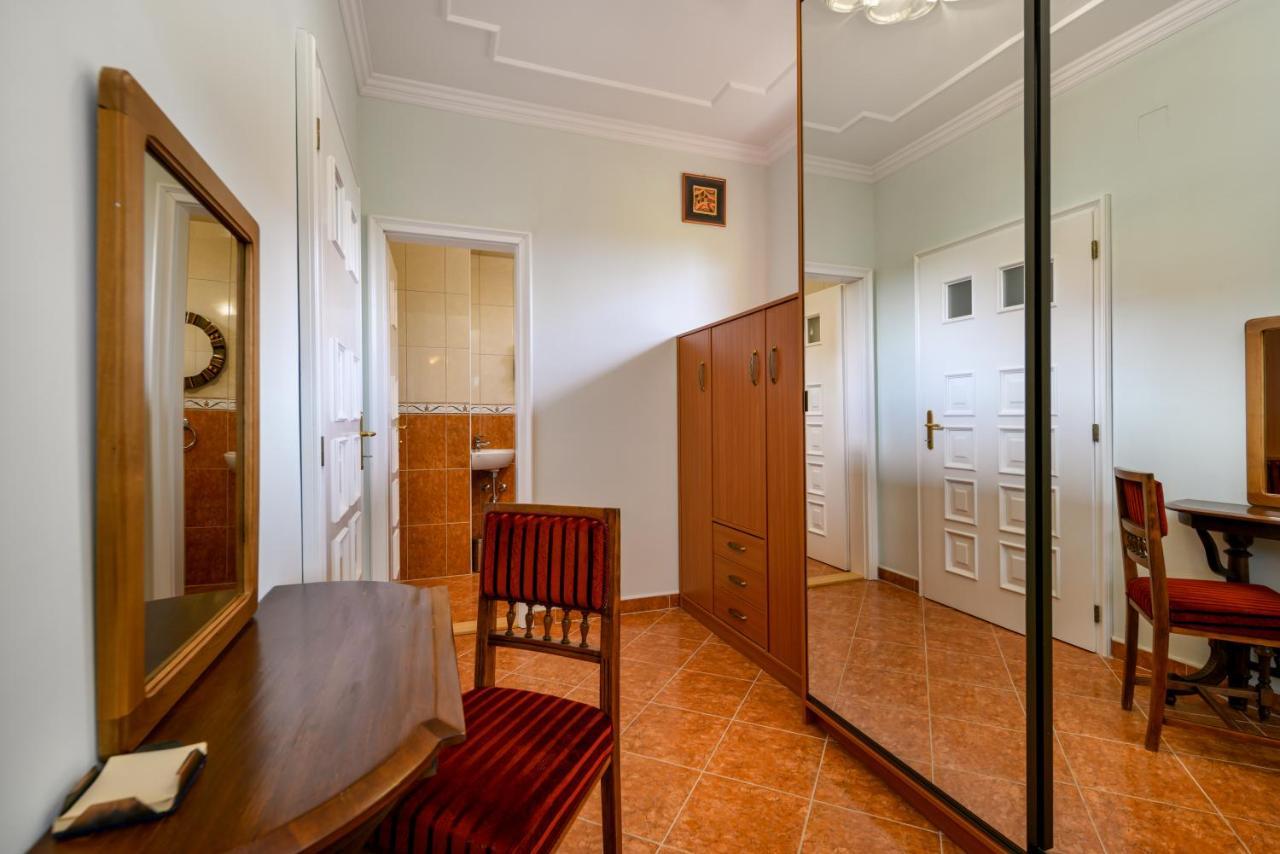 Rege - Wellness Resort House Eger Esterno foto